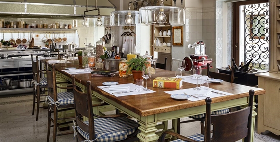 The Gritti Epicurean School